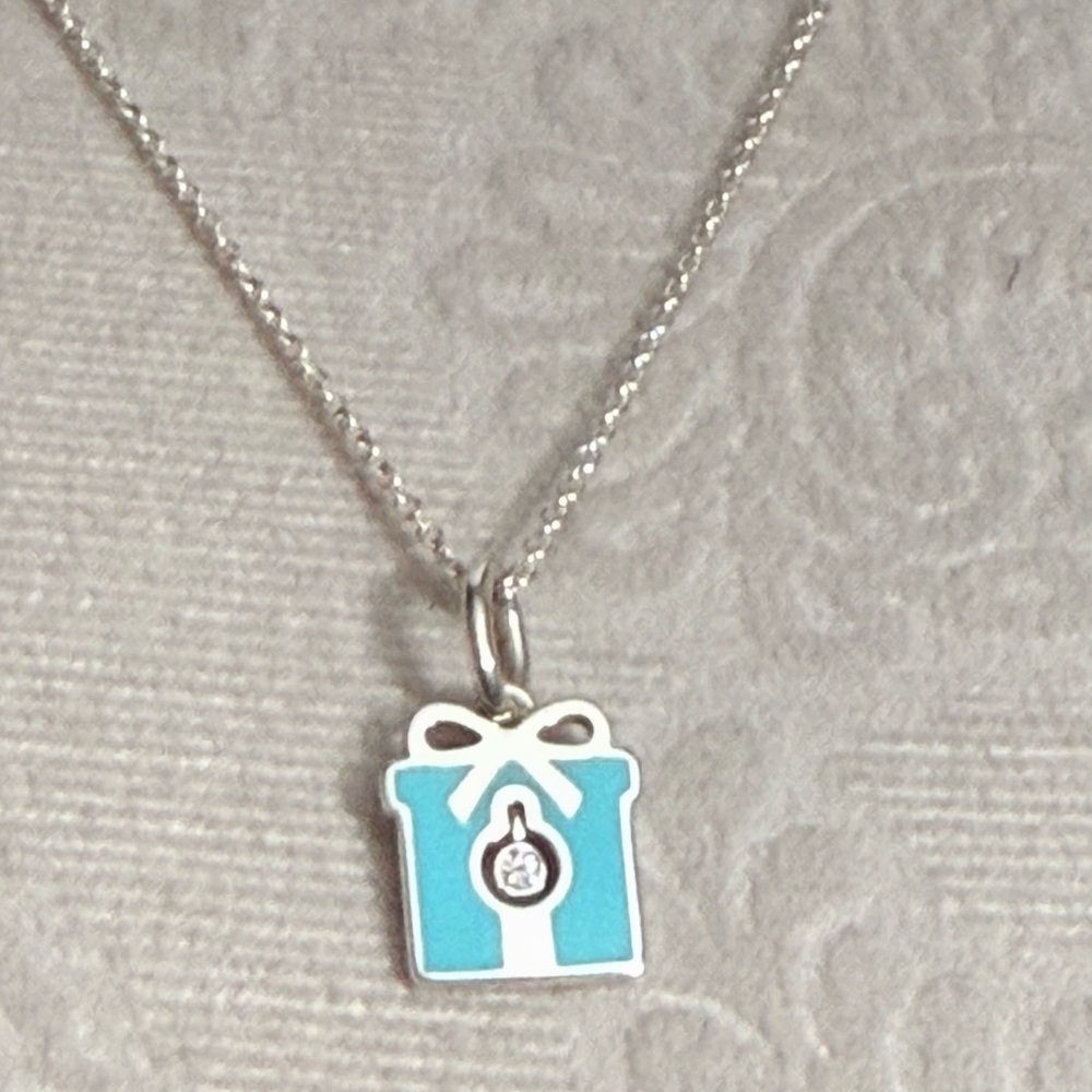 Tiffany & Co. Diamond dancing in Blue Enamel Gift-Box Pendant 18” Necklace